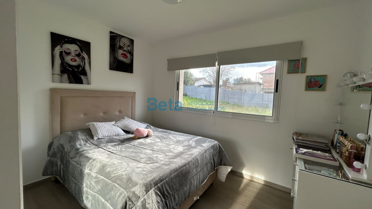 Casa ID.37 - Venta Casa 5 dorm, barbacoa, piscina  a estrenar ZONAMERICA 