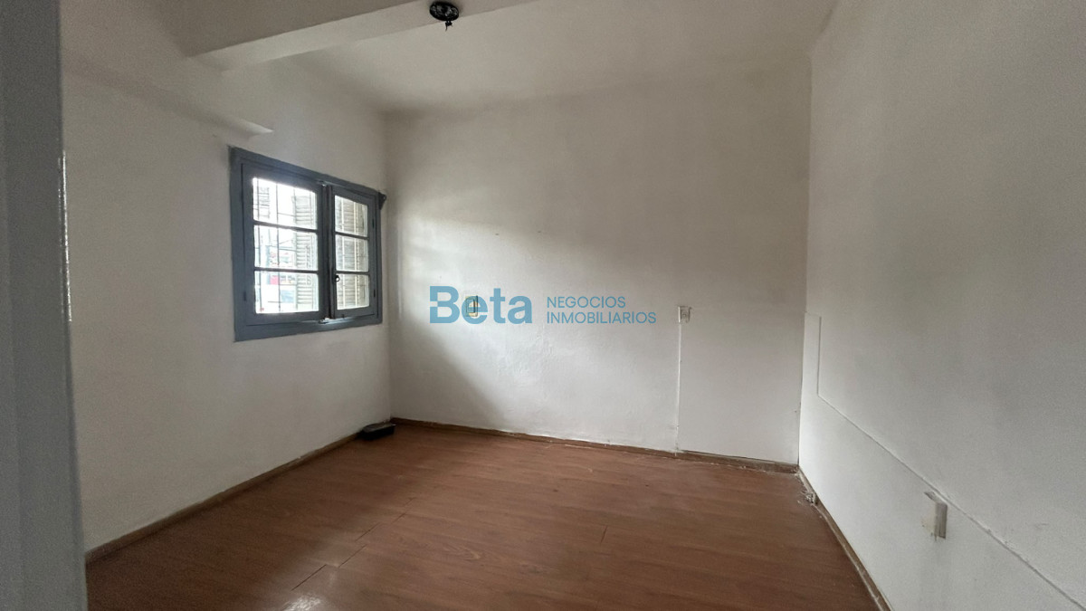 Casa ID.60 - VENTA CASA PH 2 DORMITORIOS, PATIO,  JACINTO VERA 
