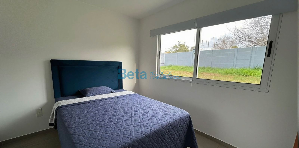 Casa ID.37 - Venta Casa 5 dorm, barbacoa, piscina  a estrenar ZONAMERICA 