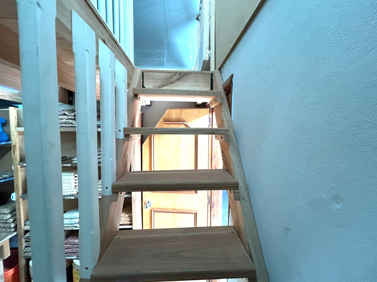 Casa ID.7 - VENTA DE CASA 2 DORM, GARAJE, Y MONOAMBIENTE AL FONDO 