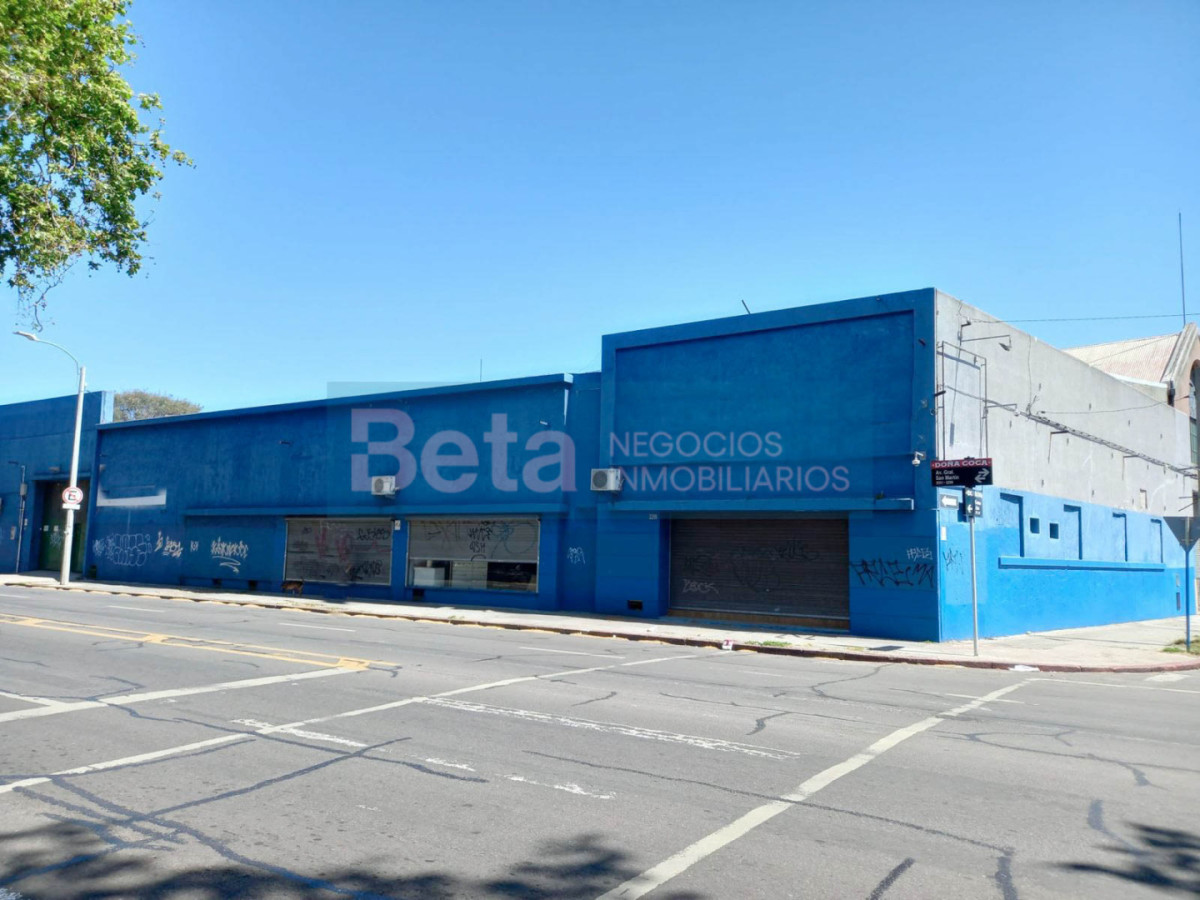 VENTA DE GRAN LOCAL - DEPOSITO  AGUADA 