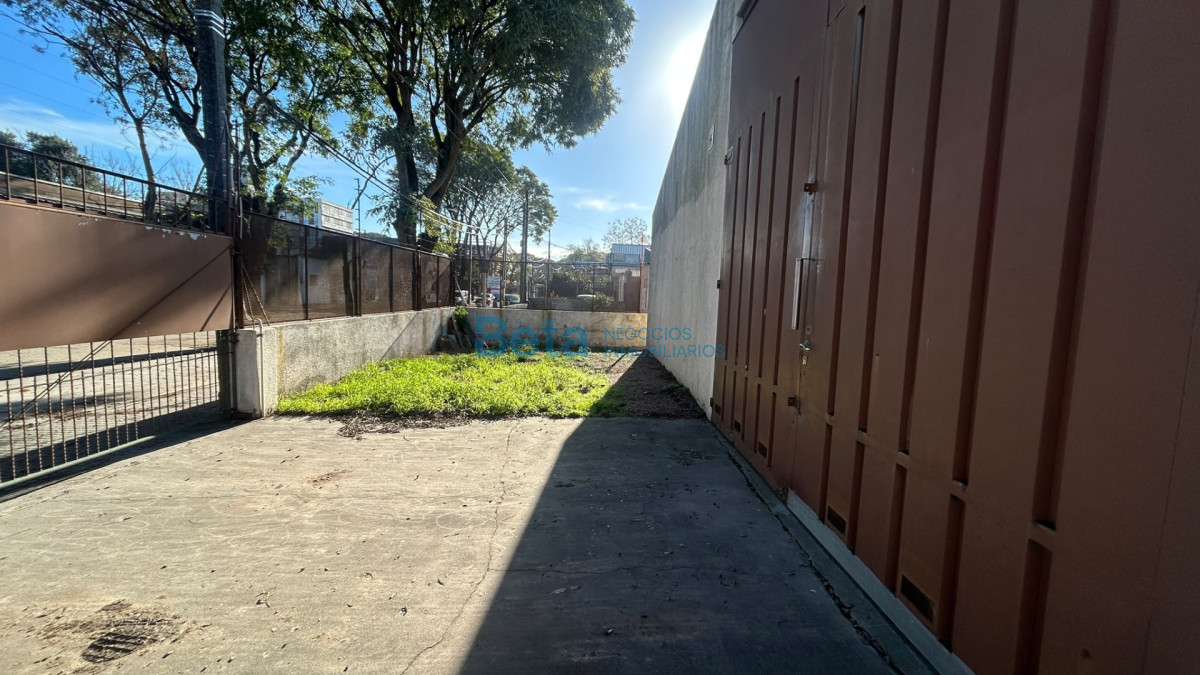 Local Comercial ID.46 - ALQUILER  LOCAL EN JARDINES MAROÑAS 