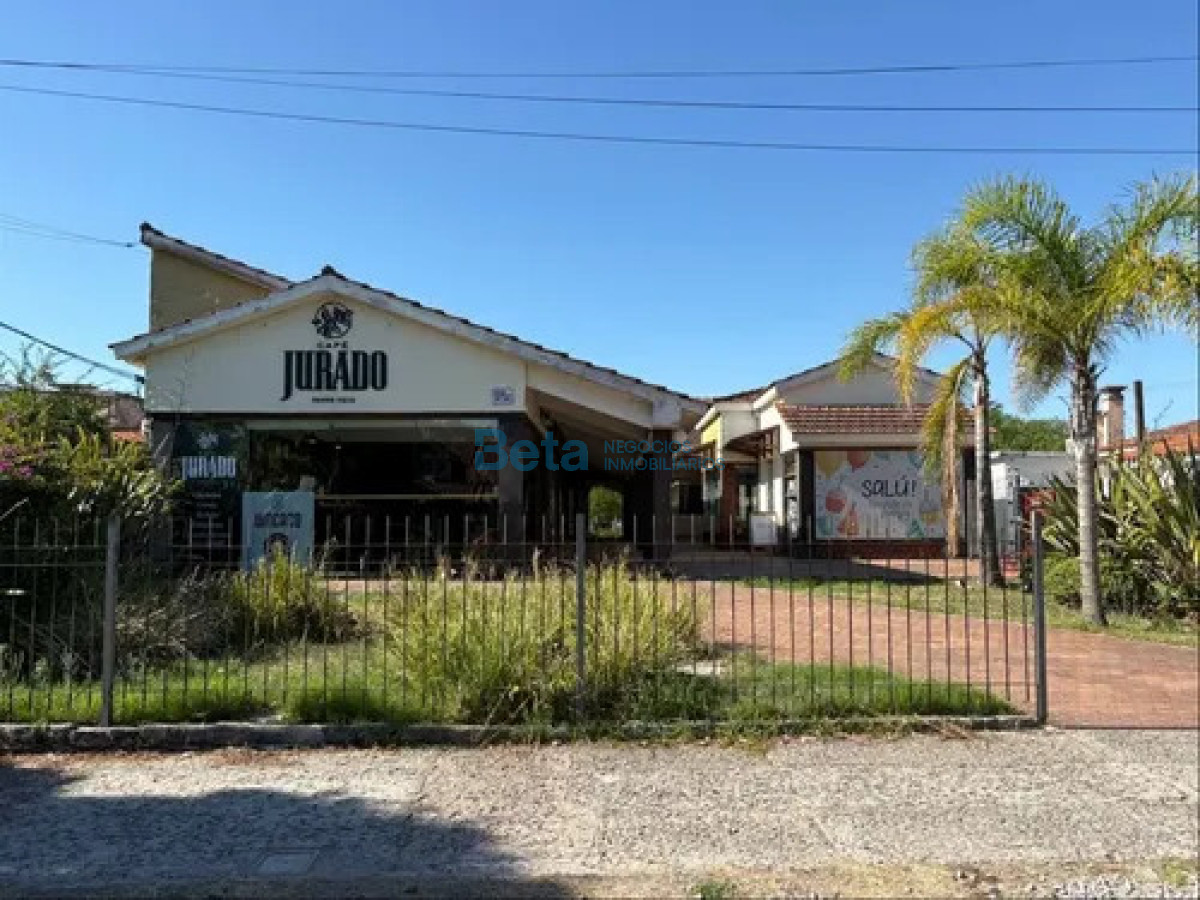 Local Comercial ID.35 - Venta de Galería  Comercial en Centro de Carrasco 