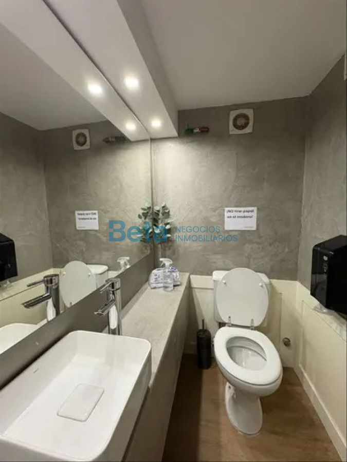 Local Comercial ID.35 - Venta de Galería  Comercial en Centro de Carrasco 