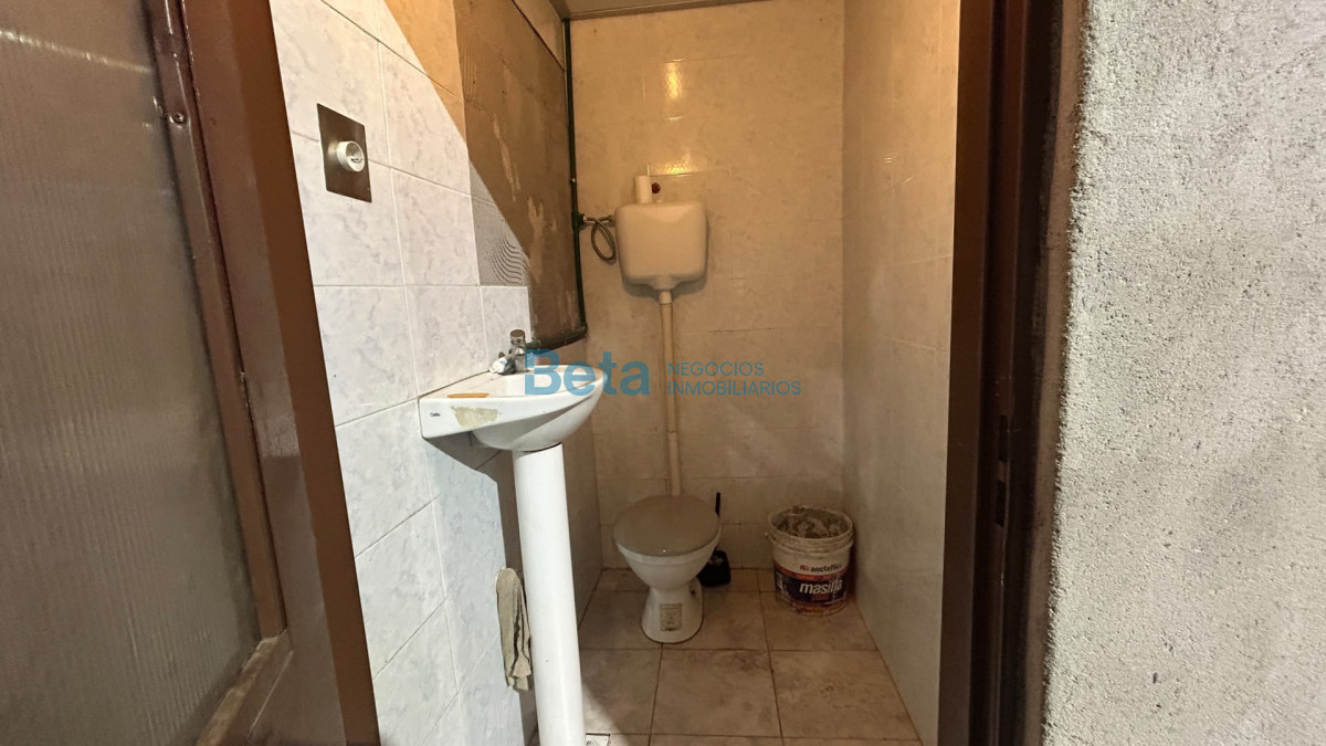 Local Comercial ID.46 - ALQUILER  LOCAL EN JARDINES MAROÑAS 