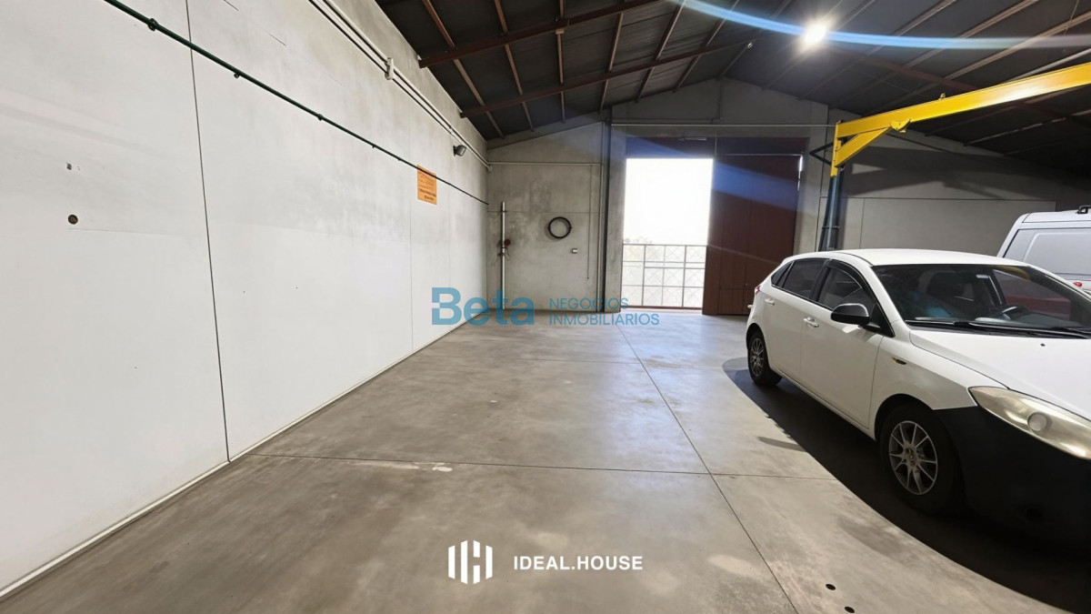 Local Comercial ID.46 - ALQUILER  LOCAL EN JARDINES MAROÑAS 