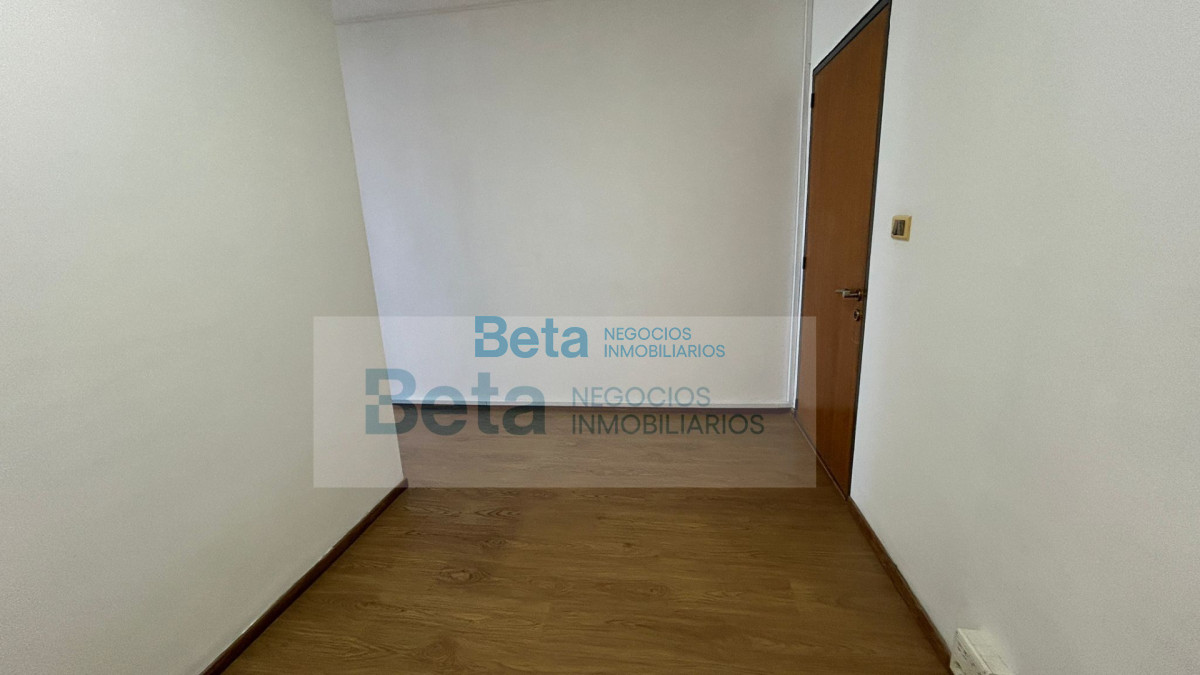 Oficina ID.21 - VENTA OFICINA  TORRE DE LOS PROFESIONALES CON GARAJE 