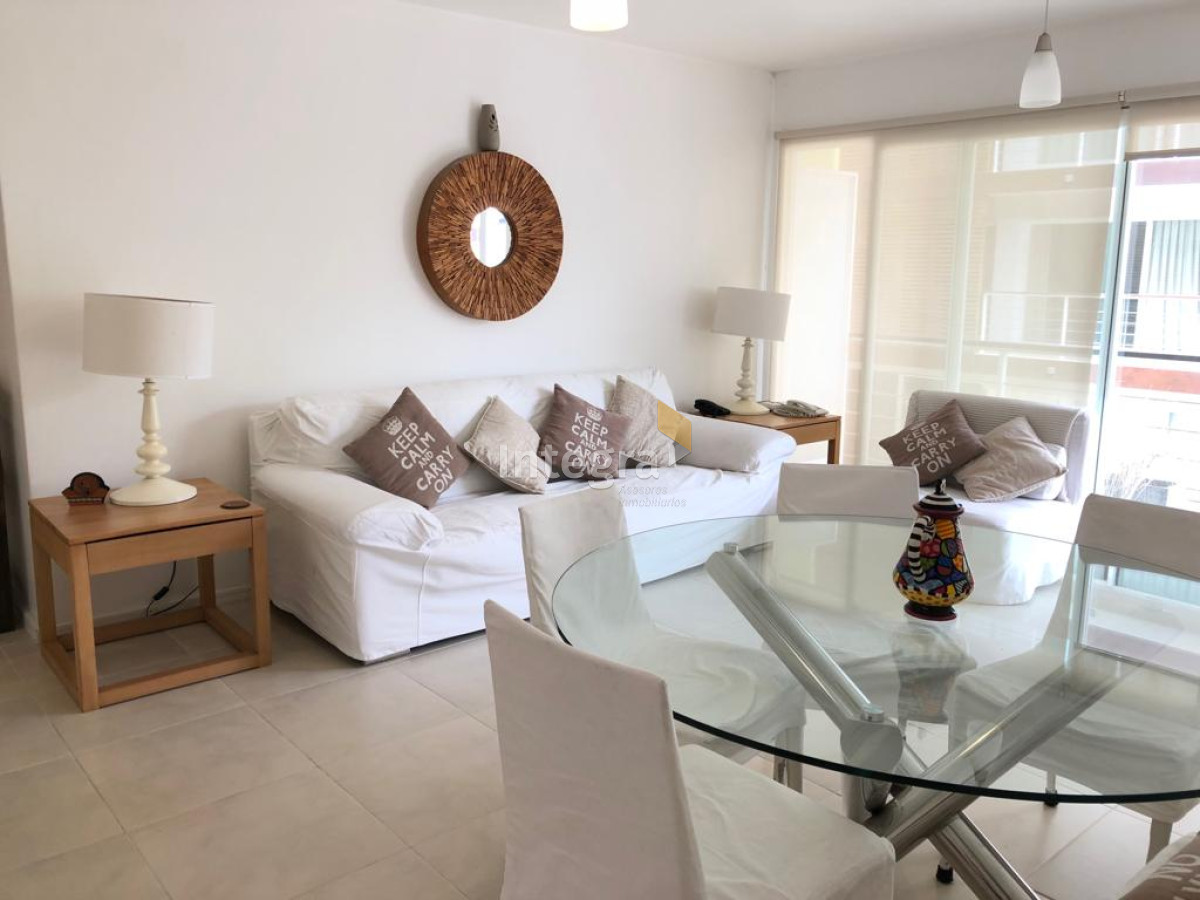 Apartamento en Punta del Este, Península - INT37A