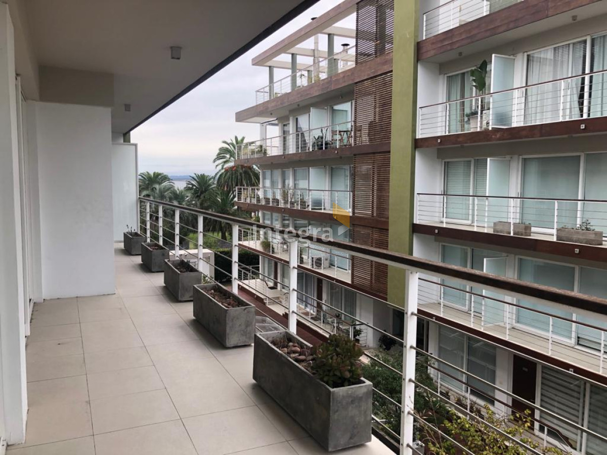 Apartamento ID.741 - PENINSULA, 3 DORMITORIOS, GJE DOBLE Y SERVICIOS.