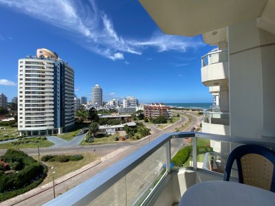 Apartamento en Punta del Este, Brava