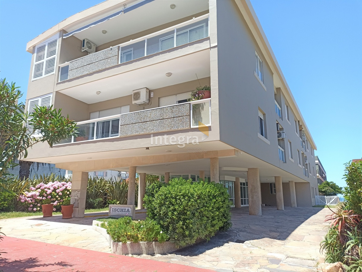 ALQUILER DE APARTAMENTO - PENINSULA - INT1513A