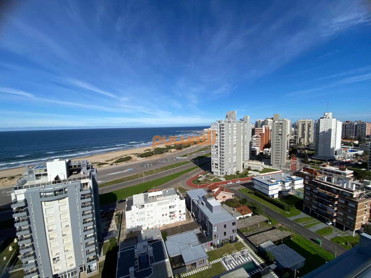 Apartamento ID.3077 - Apartamento en venta y renta anual
