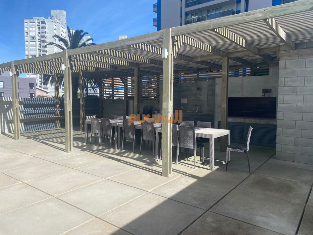 Apartamento ID.3077 - Apartamento en venta y renta anual