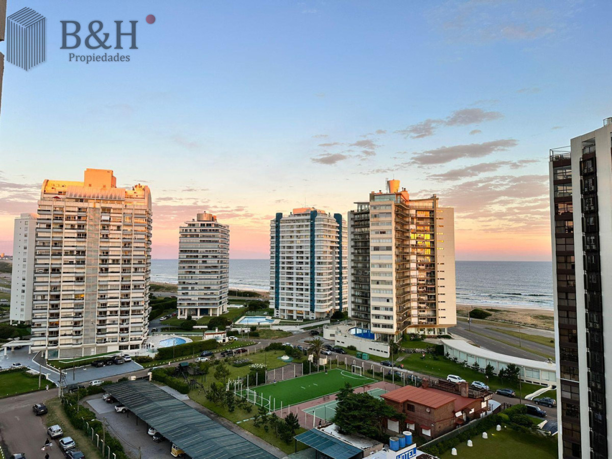 Apartamento ID.7910 - Apartamento en venta en Torre Gauguín.