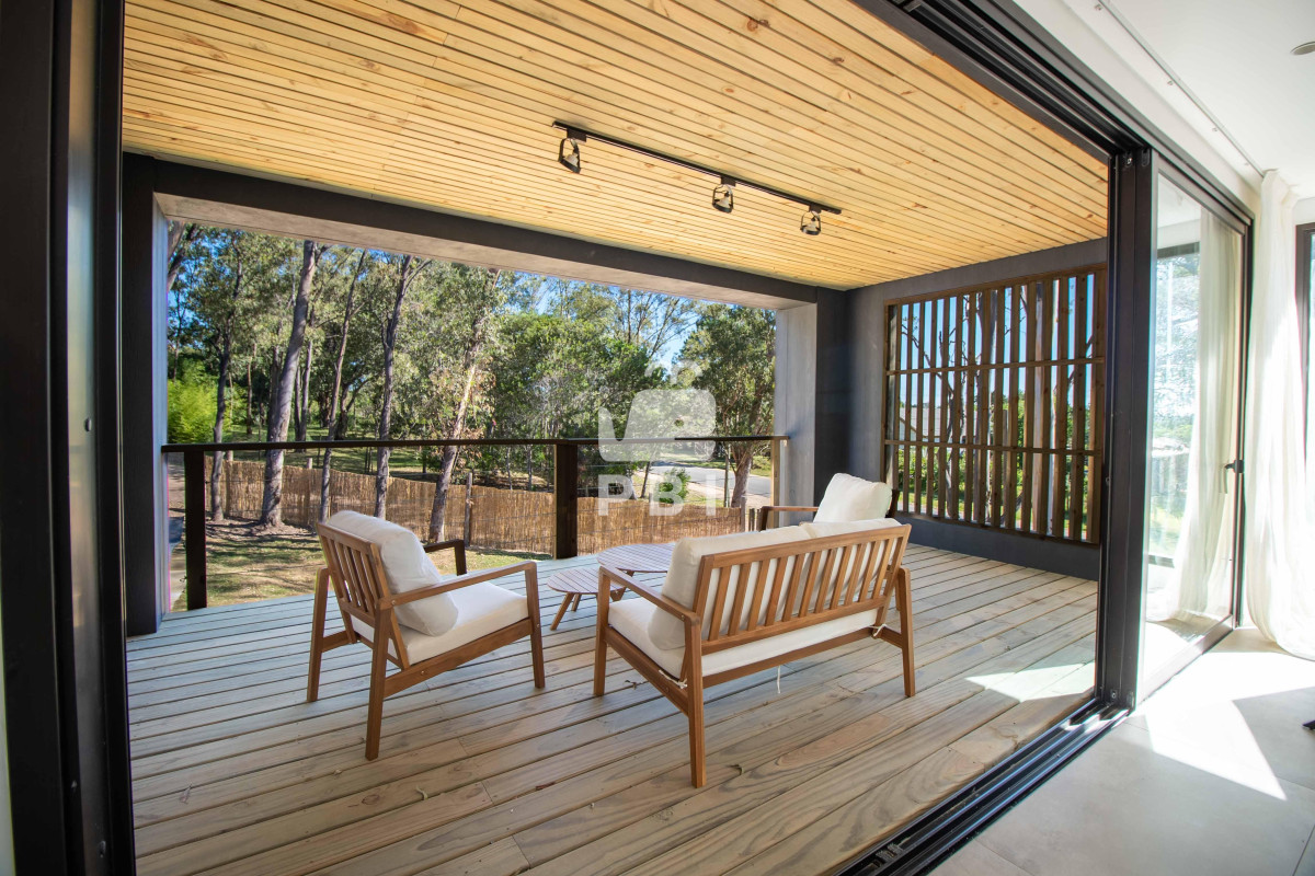 Qm9zcXVlIEJhcnJhIC0gUmVmIDogUEJJMTU3MTk=