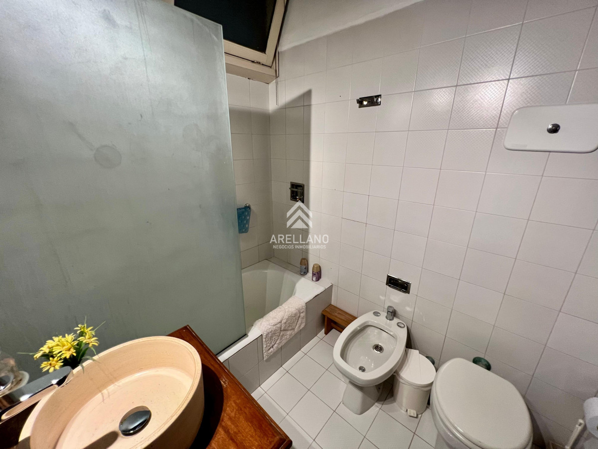 Casa ID.4989 - Venta Casa en Cantegril 4 dormitorios 