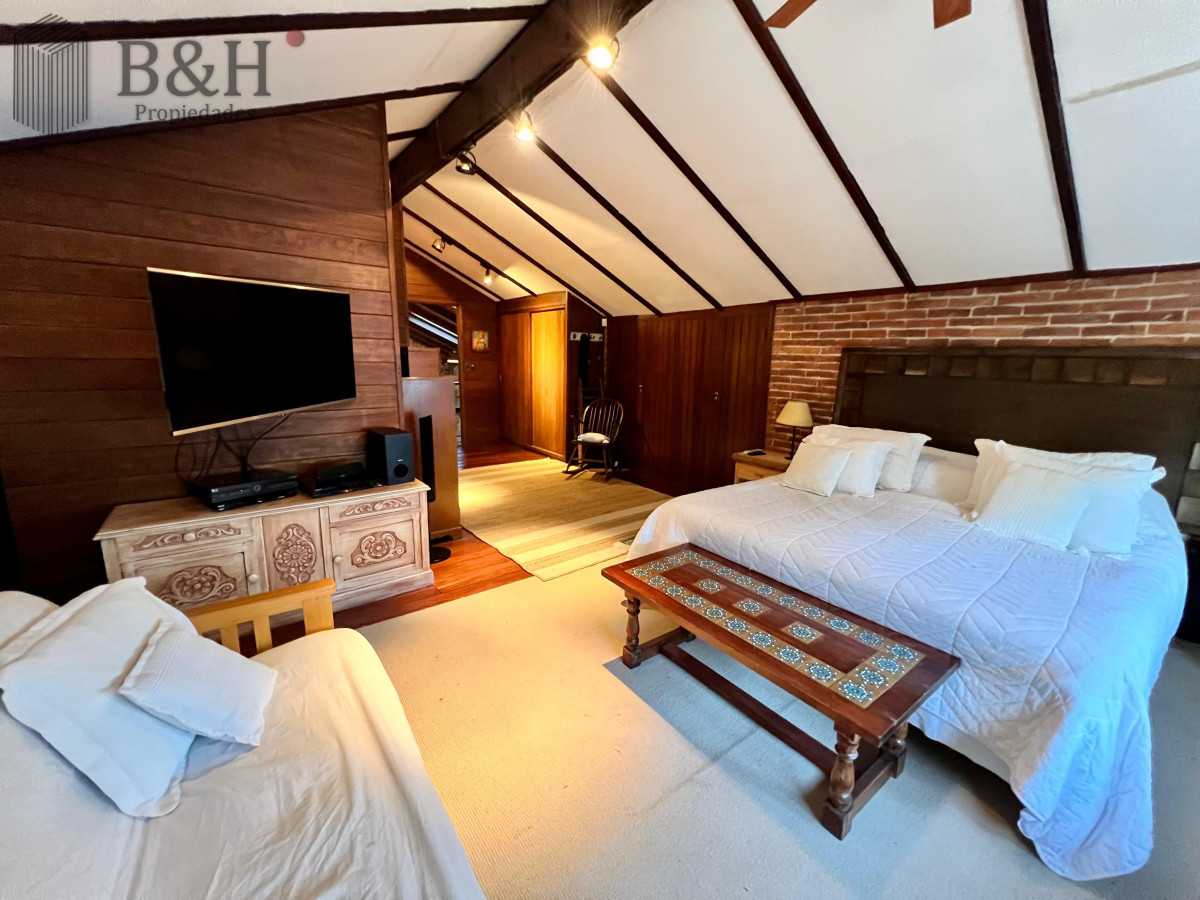 Casa ID.5300 - Casa en Cantegril