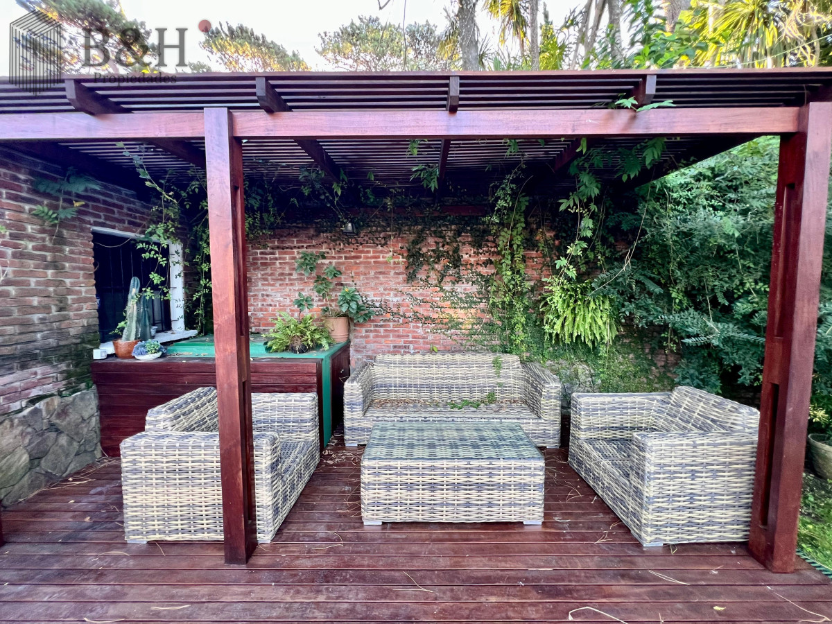 Casa ID.5300 - Casa en Cantegril