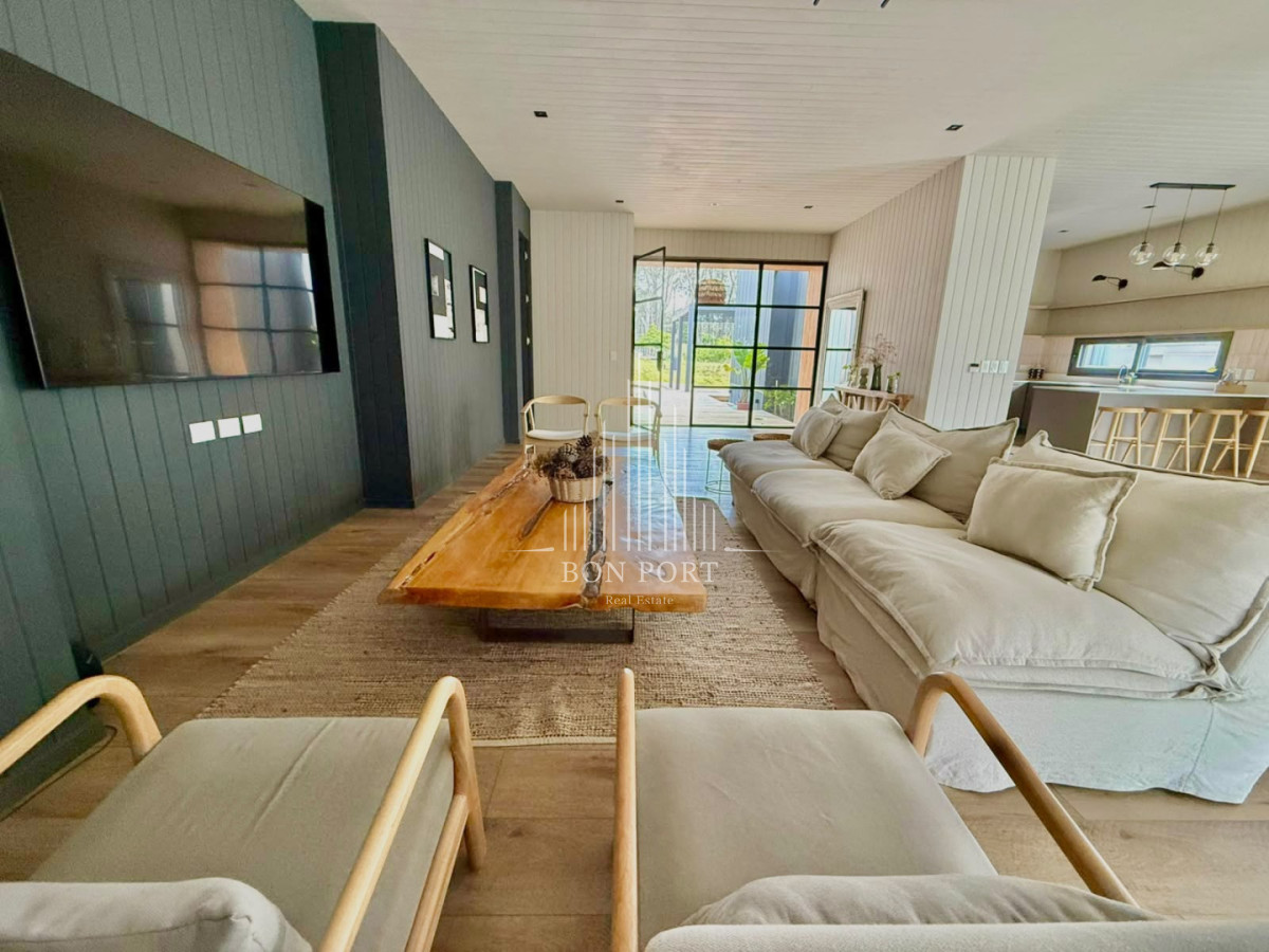 Casa ID.68 - Excelente Moderna Casa Reserva  Montoya La Barra