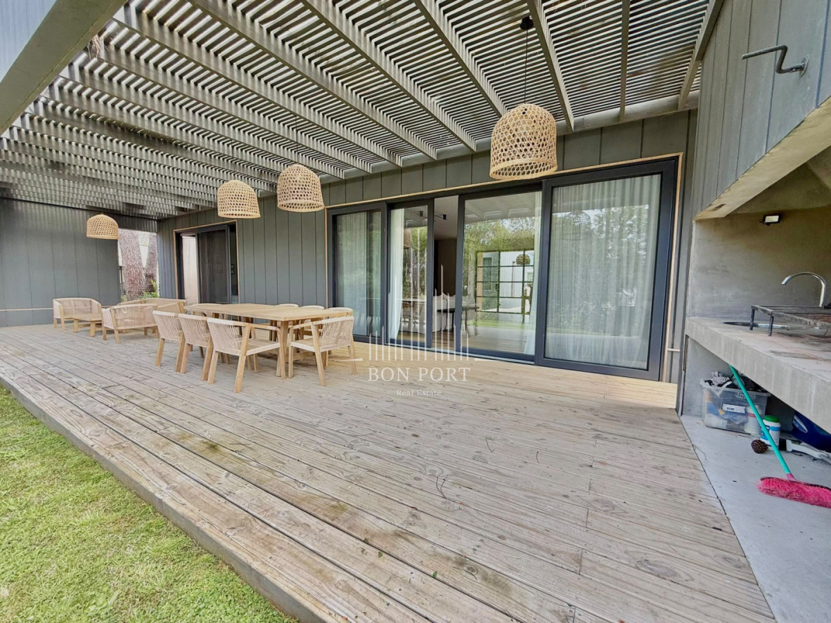 Casa ID.68 - Excelente Moderna Casa Reserva  Montoya La Barra