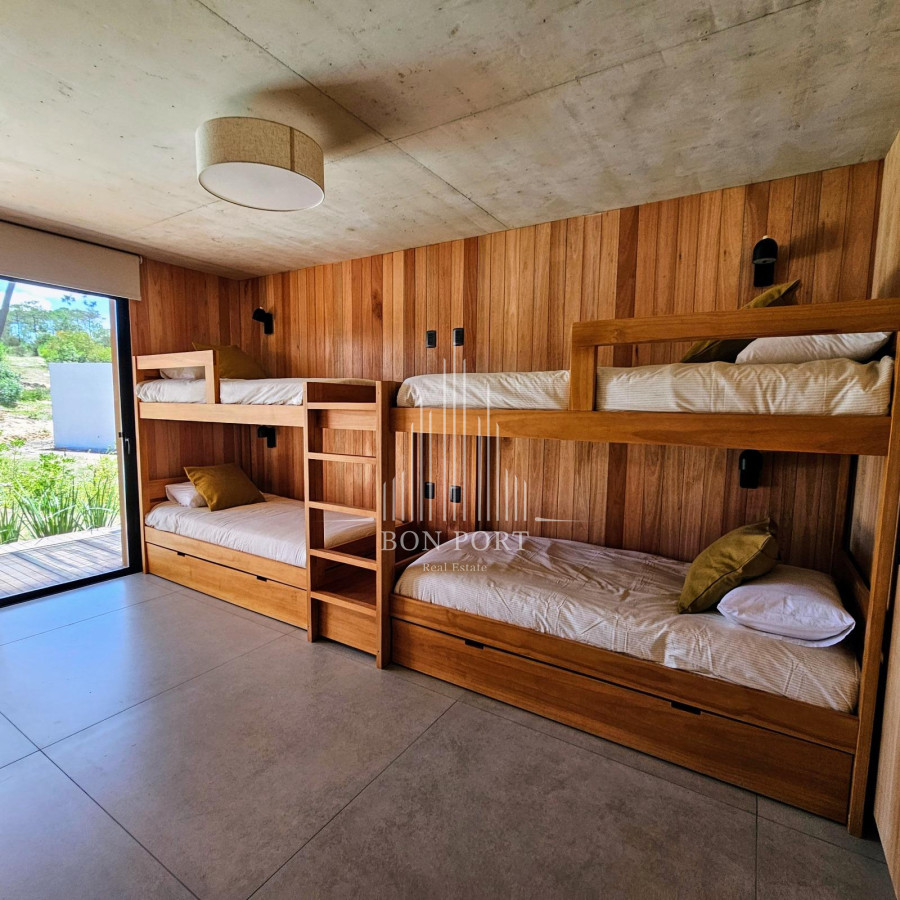 Casa ID.67 - Excelente Moderna Casa Reserva Montoya La Barra