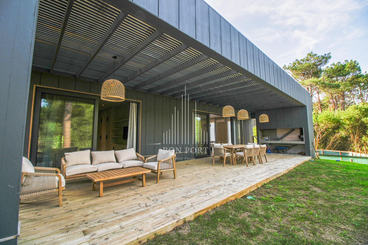 Casa ID.68 - Excelente Moderna Casa Reserva  Montoya La Barra
