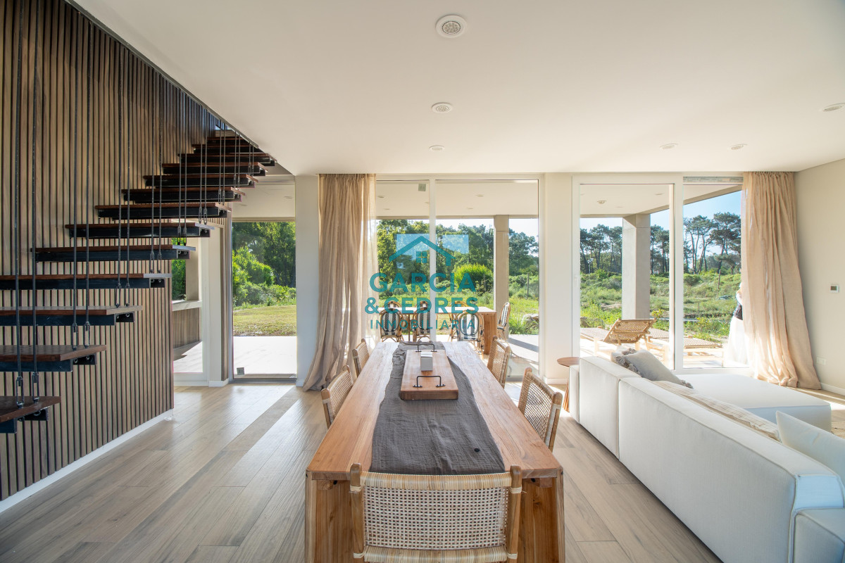 Casa ID.518 - Excelente Moderna Casa Reserva Montoya La Barra