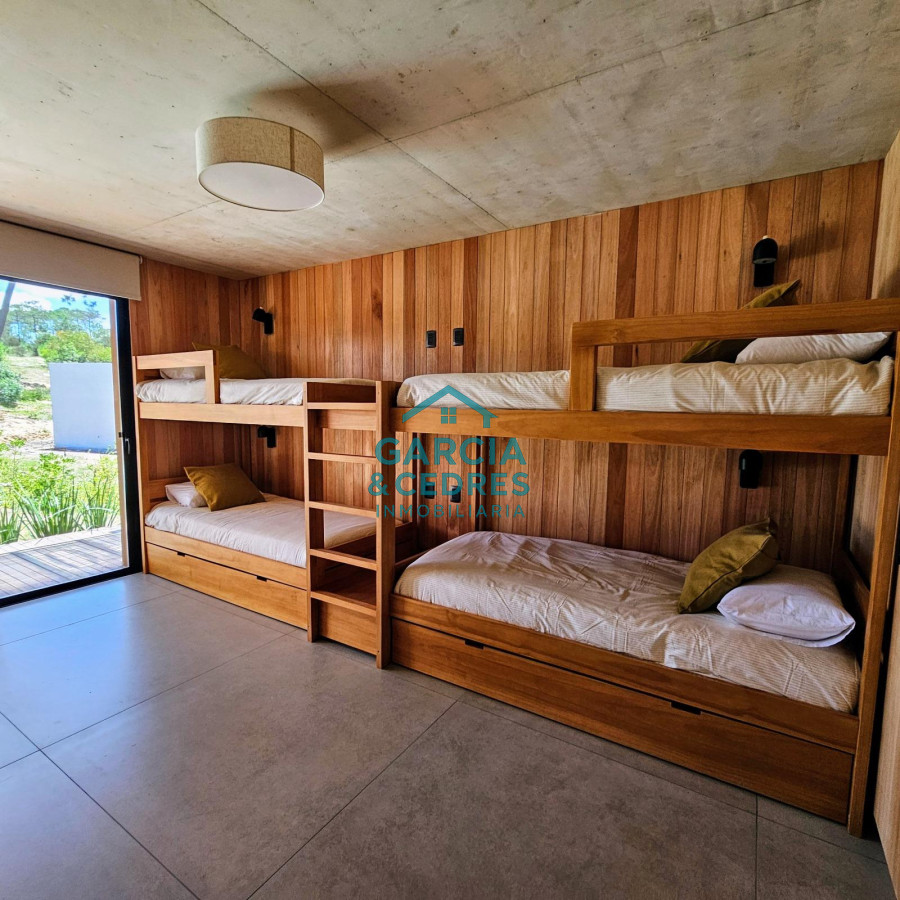 Casa ID.517 - Excelente Moderna Casa Reserva Montoya La Barra