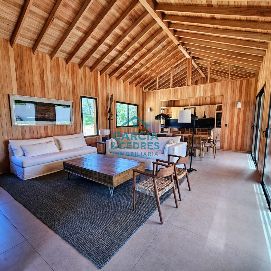 Casa ID.517 - Excelente Moderna Casa Reserva Montoya La Barra
