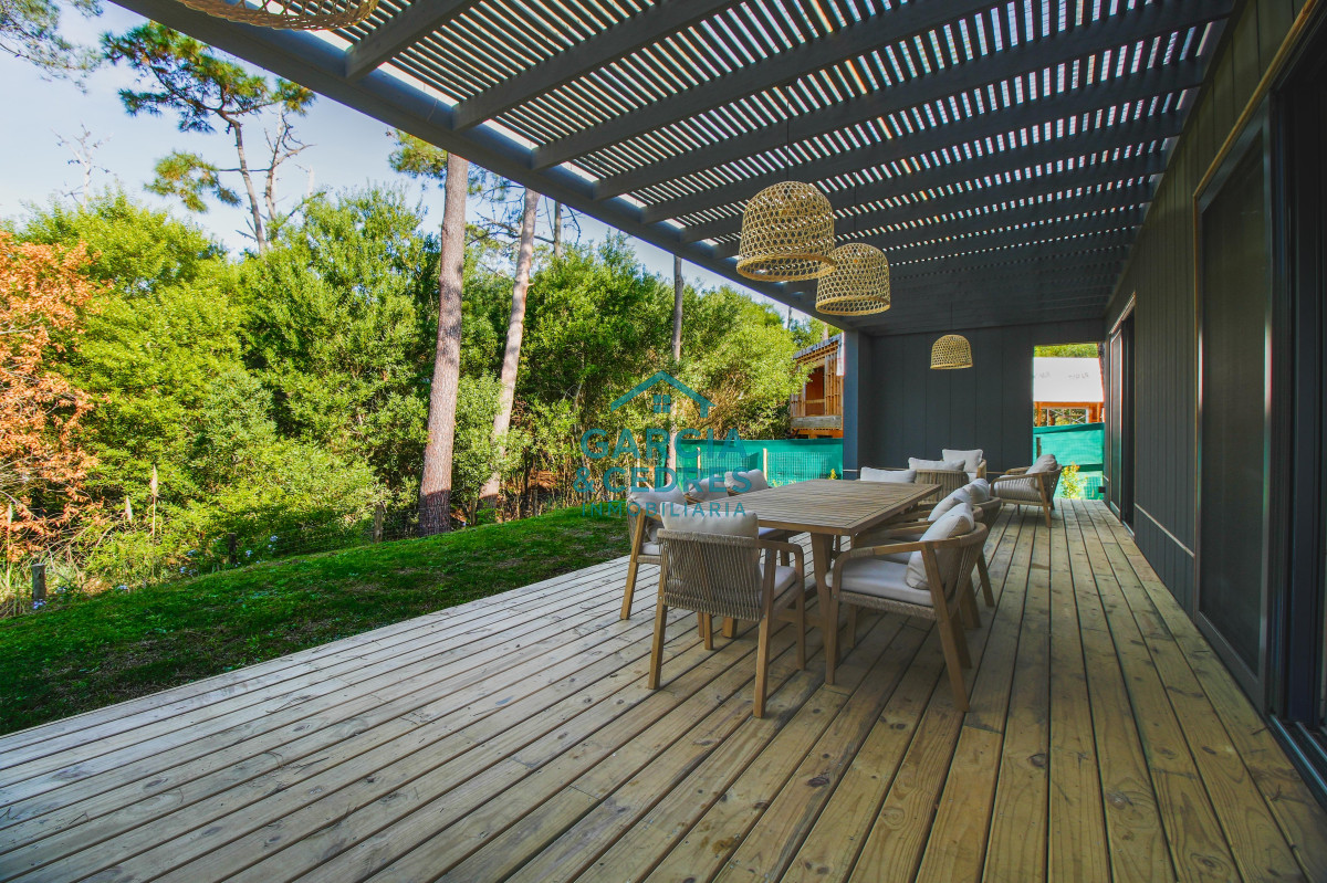 Casa ID.516 - Excelente Moderna Casa Reserva  Montoya La Barra