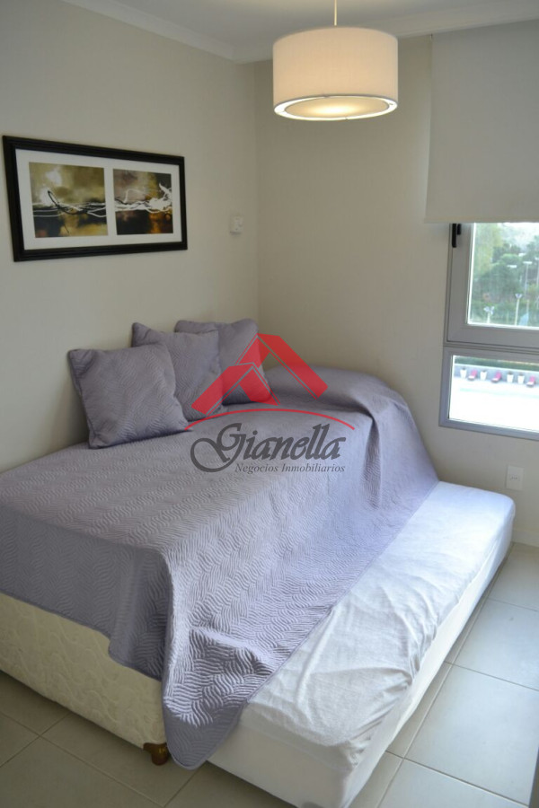 Apartamento ID.2152 - Apartamento de 2 dormitorios - Roosevelt casi Brava