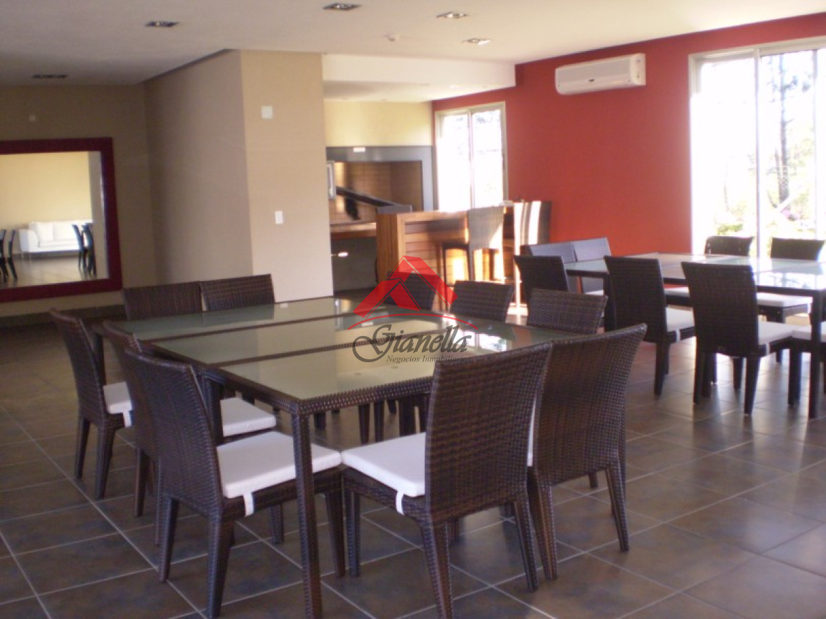 Apartamento ID.2152 - Apartamento de 2 dormitorios - Roosevelt casi Brava