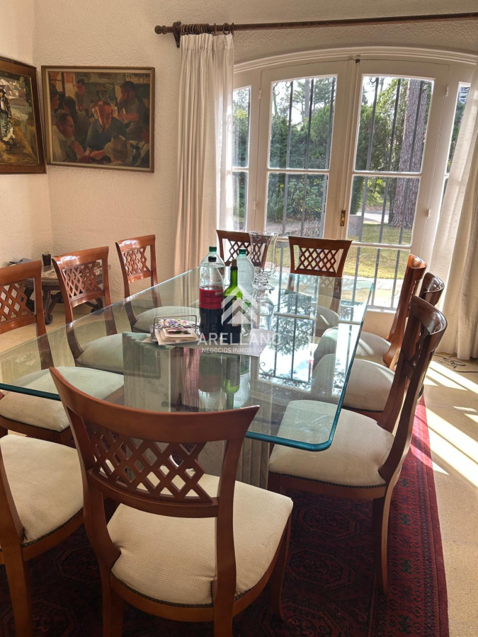 Casa ID.5538 - Venta casa 5 dormitorios 