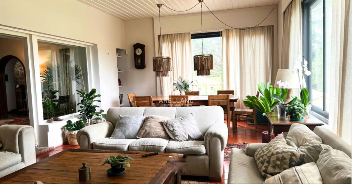 Casa ID.5537 - Espectacular mansión Toscana en Punta del Este