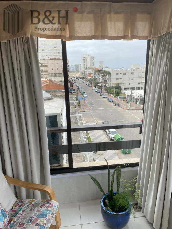 Apartamento ID.5903 - PENINSULA - luminoso de 3 dormitorios 1 de Emir, 2 de brava y 3 de Mansa