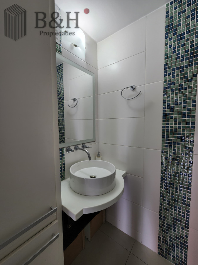 Apartamento ID.6124 - TORRE MANHATTAN venta apartamento 3 dormitorios 4 baños a metros de playa mansa y brava