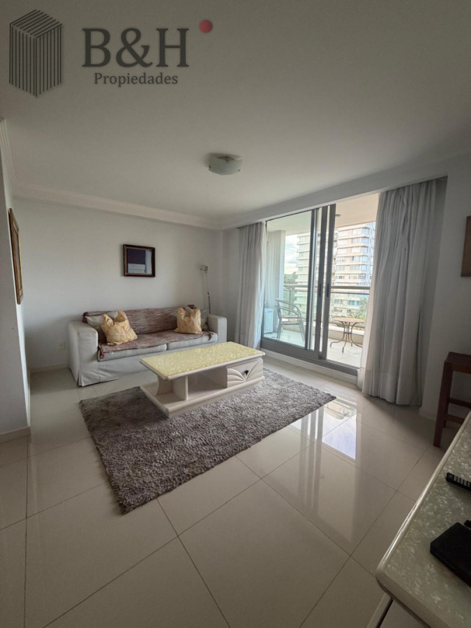 Apartamento ID.7405 - Apartamento En Venta 1 Dormitorios con garaje En Place Lafayette