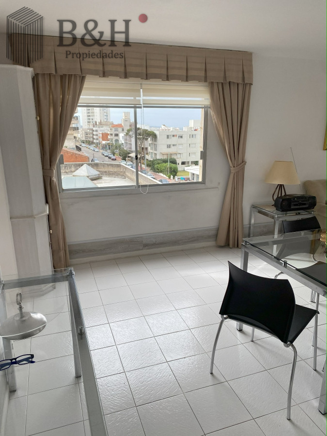 Apartamento ID.5903 - PENINSULA - luminoso de 3 dormitorios 1 de Emir, 2 de brava y 3 de Mansa