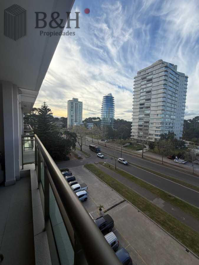 Apartamento ID.7405 - Apartamento En Venta 1 Dormitorios con garaje En Place Lafayette