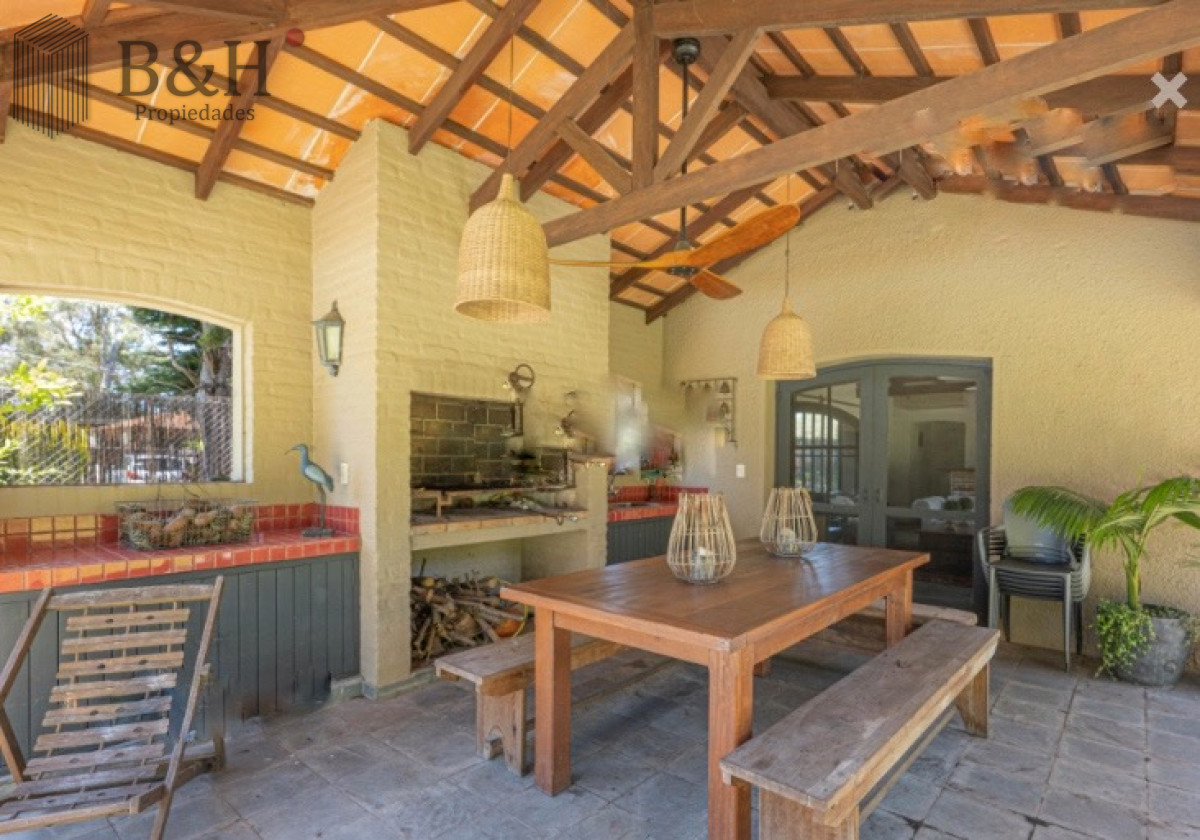 Casa ID.5908 - Espectacular mansión Toscana en Punta del Este