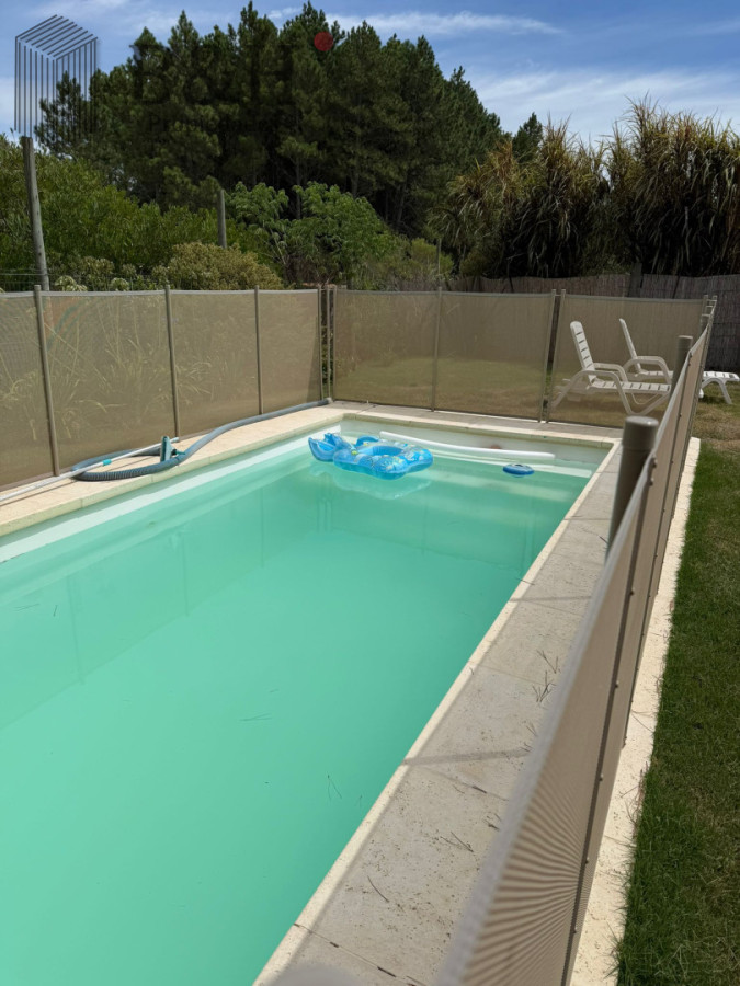 Casa ID.7417 - Casa en Venta 3 Dormitorios 2 Baños Piscina Piedras del Chileno