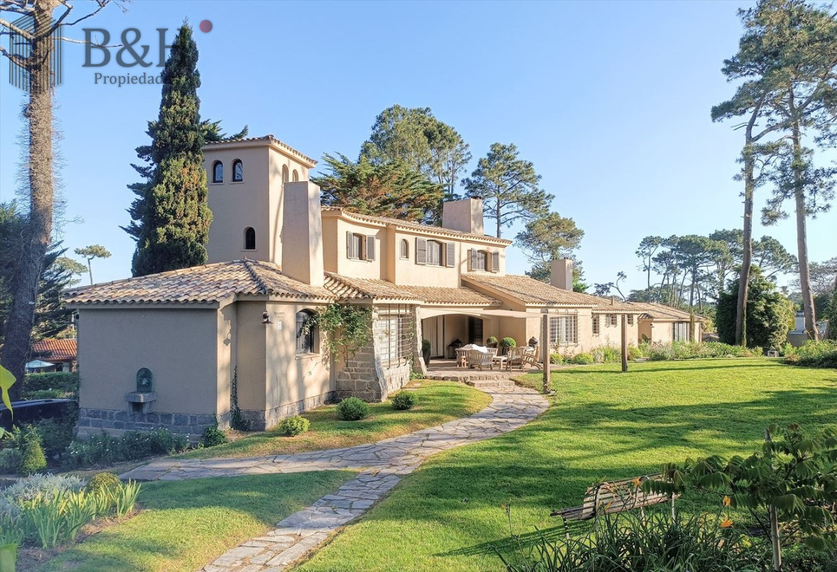 Casa ID.5908 - Espectacular mansión Toscana en Punta del Este