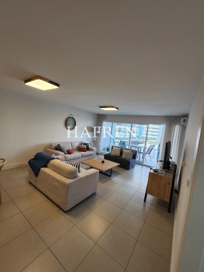 Apartamento ID.231 - Venta apartamento 3 dormitorios 4 baños a pasos del mar