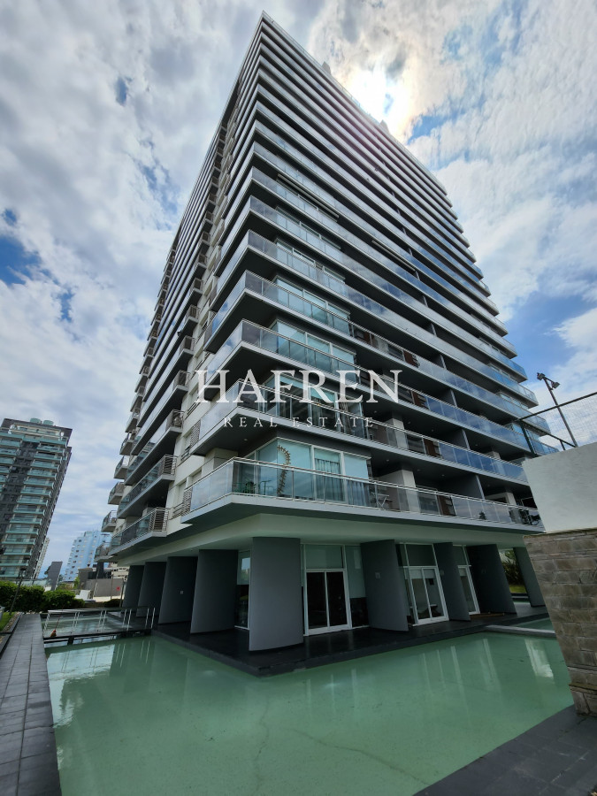 Apartamento ID.231 - Venta apartamento 3 dormitorios 4 baños a pasos del mar