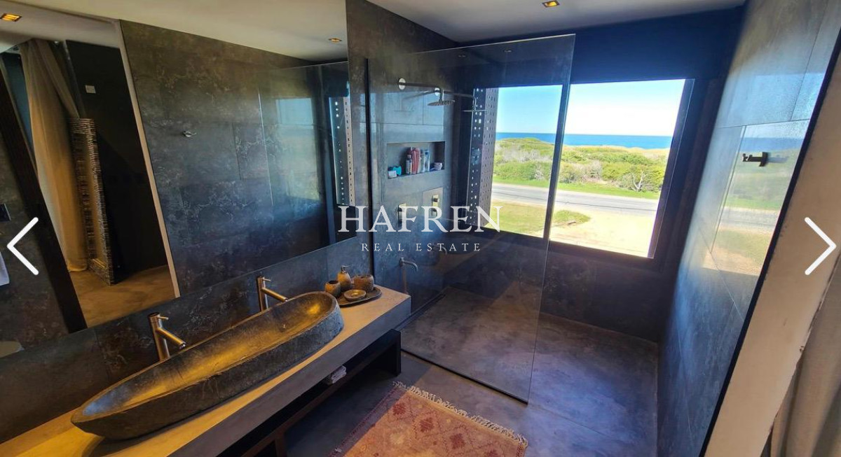 Casa ID.228 - La Juanita vista eterna frente al mar!