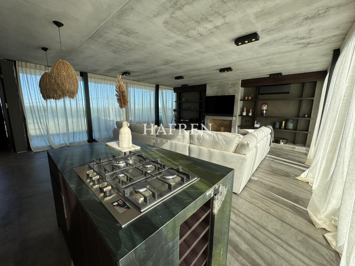 Casa ID.228 - La Juanita vista eterna frente al mar!