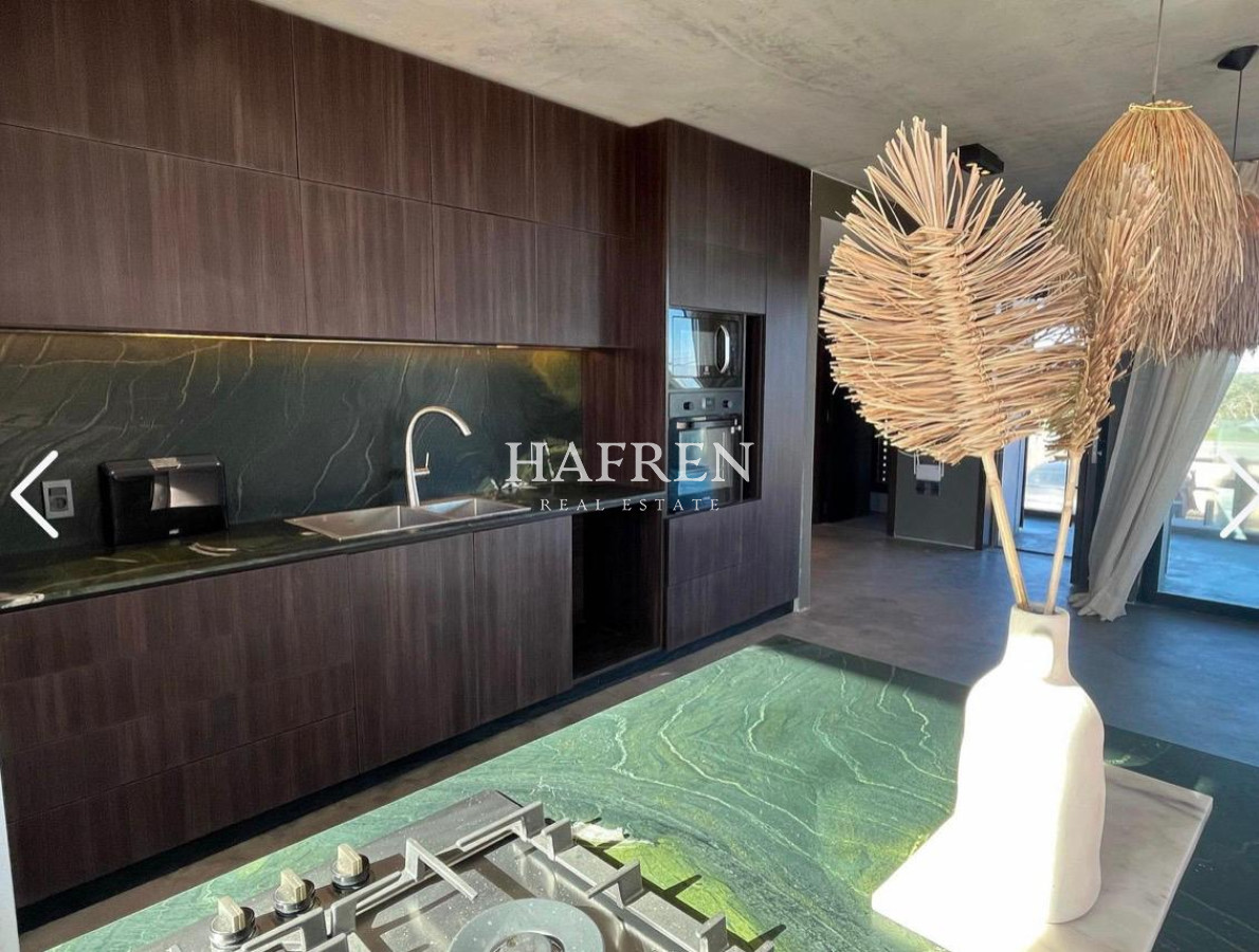 Casa ID.228 - La Juanita vista eterna frente al mar!