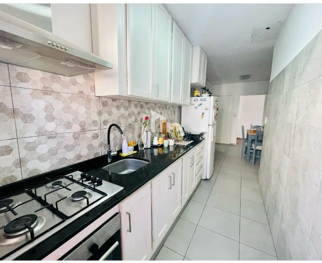 Apartamento ID.45 - Venta apartamento 3 Dormitorios en Cordon - 18 de Julio esq Requena