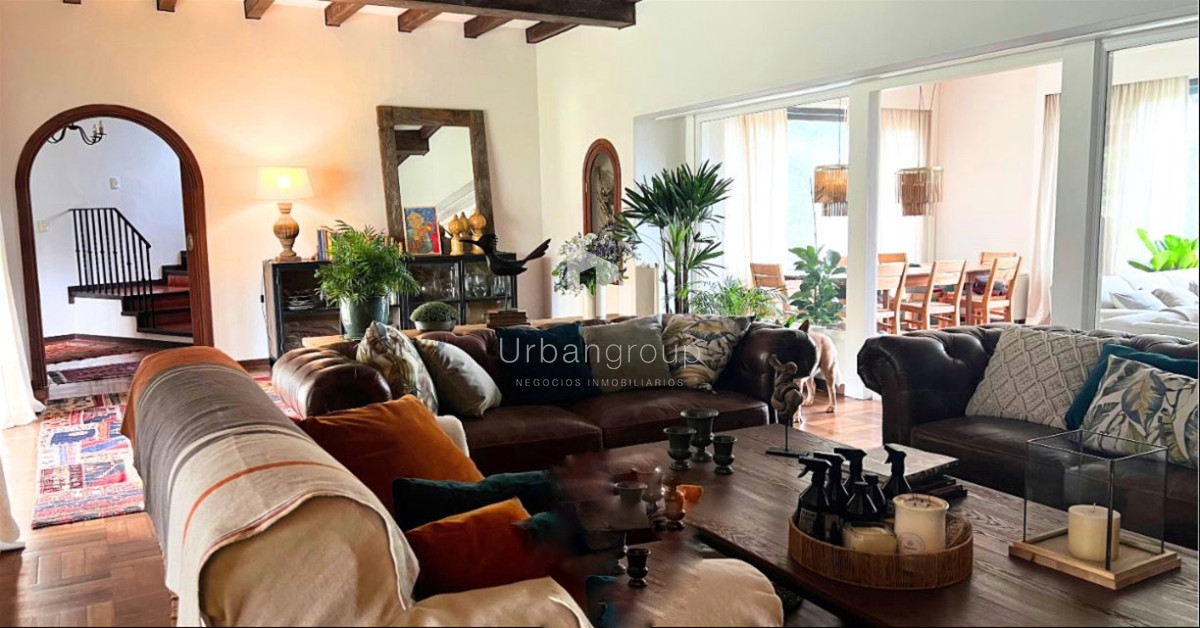 Casa ID.31 - Espectacular mansión Toscana en Punta del Este