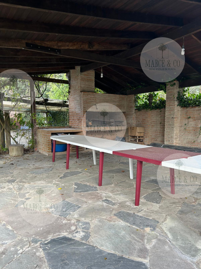 Casa ID.2583 - Con amplio patio a 500 m del Mar 